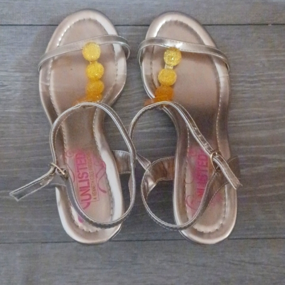 NEW Unlisted Champagne Party Heels Size 7 - Picture 5 of 6